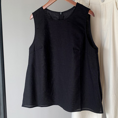 日本式の黒いラミー麻のスリットベストの女性の夏の外着はゆったりしていて、やせています。