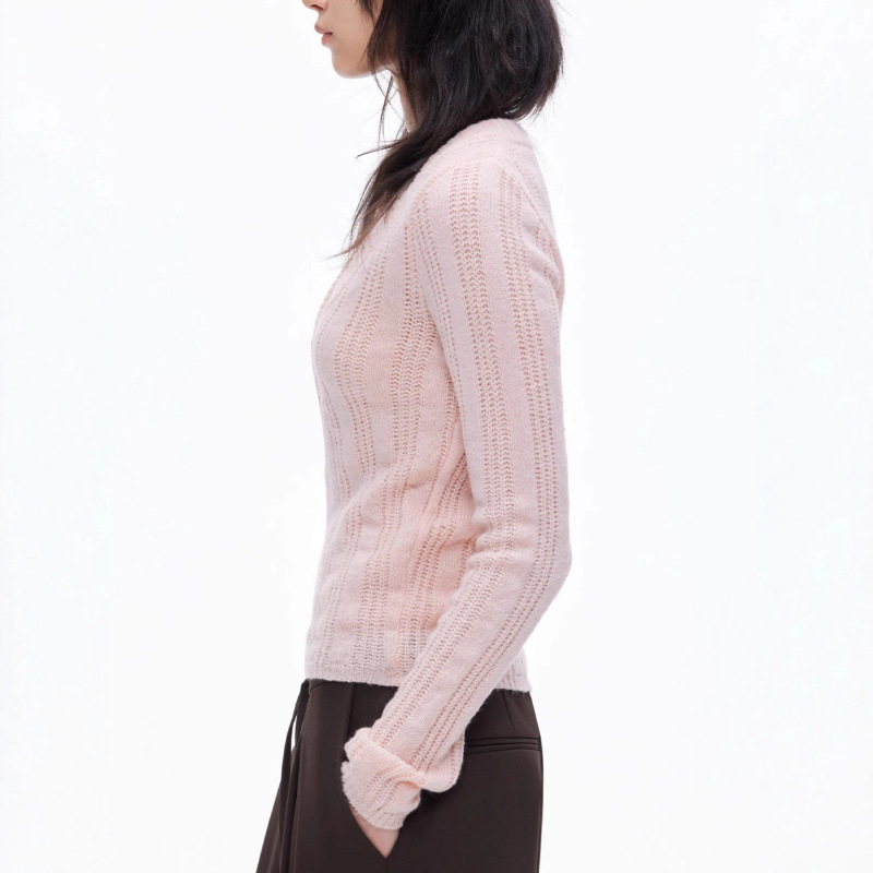 藕粉色V领毛织上衣女2025FW竖坑条螺纹镂空羊毛针织衫|undefined