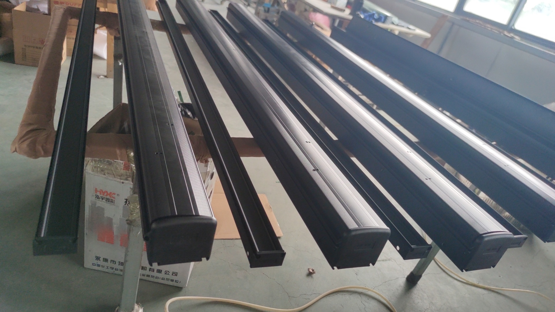 Aluminum Alloy Shell Off-Road Suv Outdoor Car Side Sunshade Roof Canopy Black Rubber Canopy Side Tent