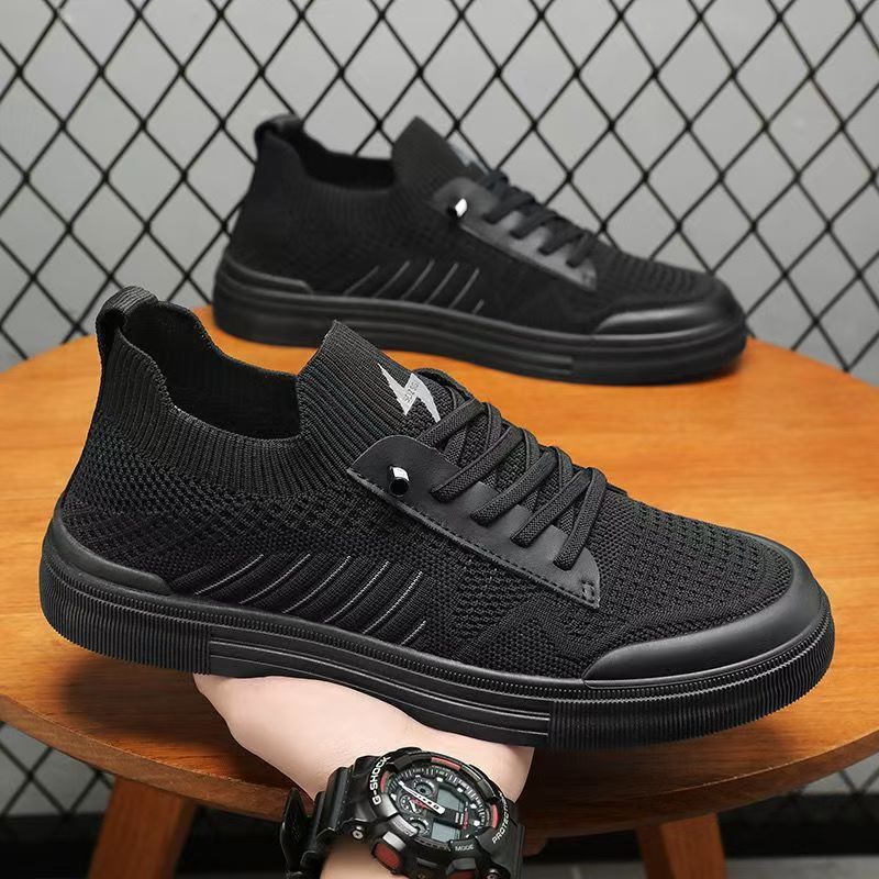High-End Men's Casual Shoes 2026 New Model Cross-Border Source Factory Men's Shoes Breathable Fly-Knit Mesh Casual Shoes Wholesale
