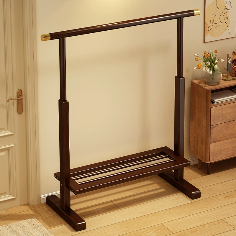 Вешалка для одежды от пола до потолка