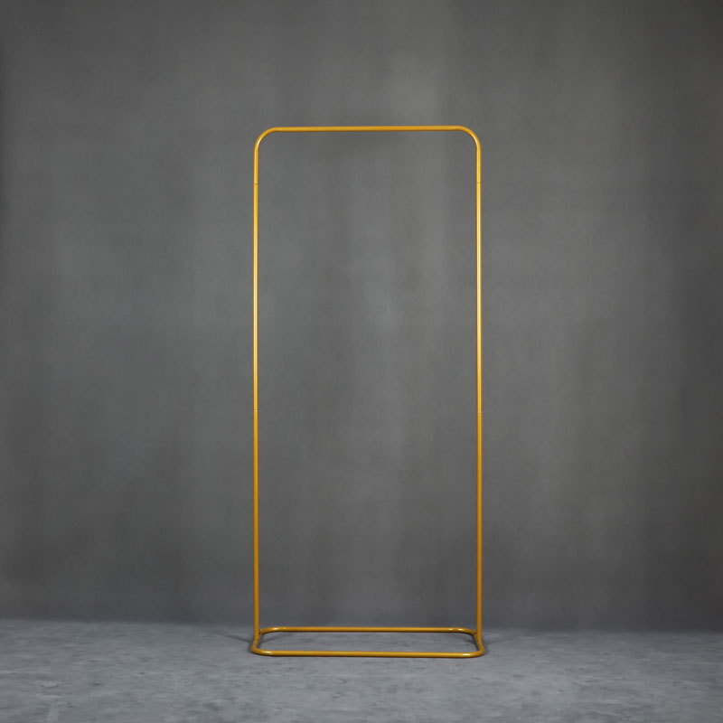 Accesorios de boda transfronterizos tarjeta de bienvenida soporte de hierro forjado fiesta de cumpleaños banquete de compromiso señal de arco estante de exhibición decoración