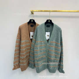 深圳南油膏版女装24法式小香风条纹撞色木耳边袖口V领针织开衫