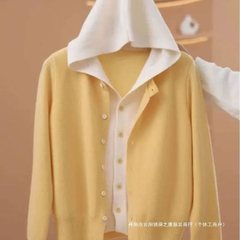 假两件撞色拼接连帽排扣针织开衫2025春季新款设计感叠穿休闲毛衣