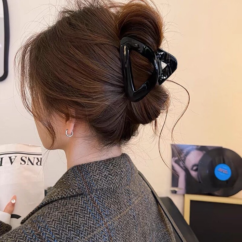 シンプルな三角ヘアクリップ、高級シャーククリップ、2025年初春新作ヘアクリップ、後頭部ヘアクリップ、女性用|undefined