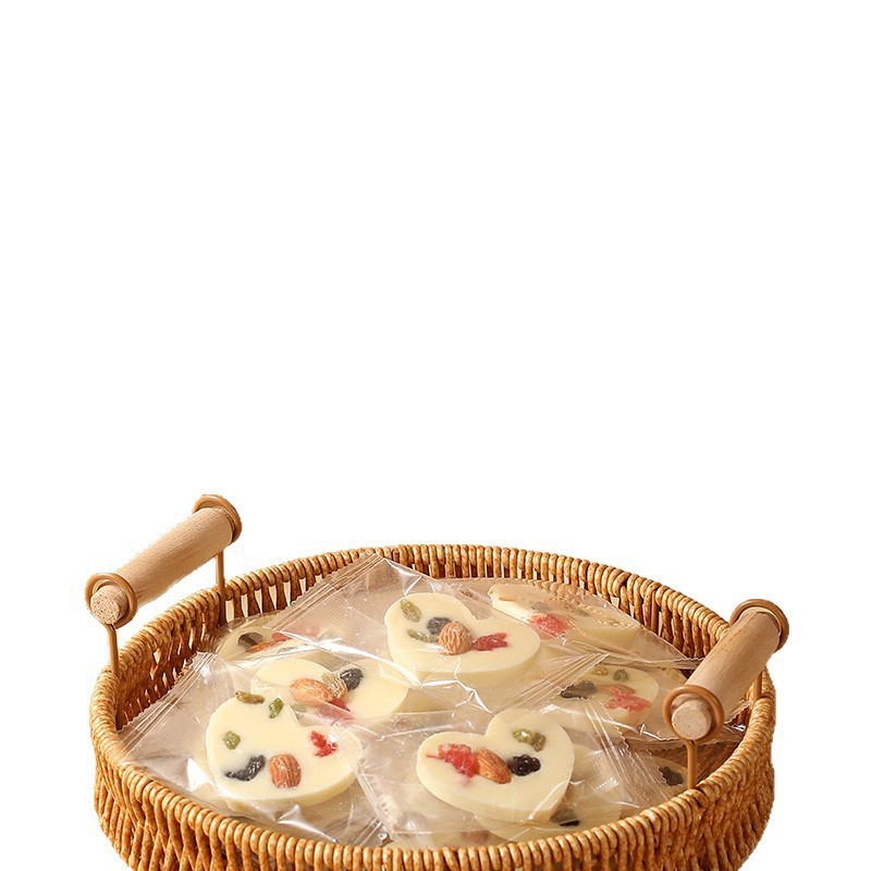 新疆坚果炒酸奶片爱心形奶块休闲零食小吃巧克力干果仁独立包装|undefined