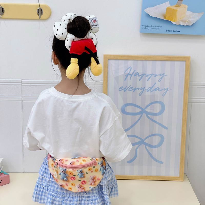 Cartoon Cute Graffiti Bear Bolso de pecho para niños y niñas Estilo occidental Impresión tridimensional Bolso de mensajero para bebés Nuevo estilo Riñonera para niños