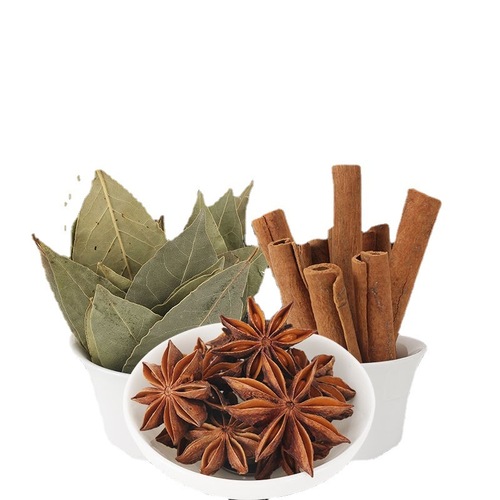 Whole package of spices and seasonings, aniseed, cinnamon, bay leaf, pepper, fennel, pepper, grass, fruit, cloves, braised spices wholesale