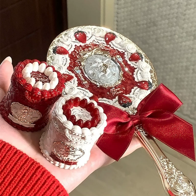 Набор косметики FlowerKnows Strawberry Cupid — бальзам для губ, румяна, тени, парфюм в подарочной коробке