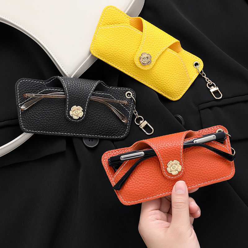 Bolsa de gafas al por mayor de fábrica, bolsa de almacenamiento de gafas de sol, bolsa de gafas de miopía, bolsa de gafas de sol portátiles de cuero pu, bolsa colgante, funda de gafas