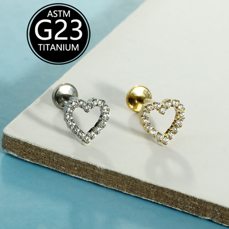 16G labret stud size and finish detail