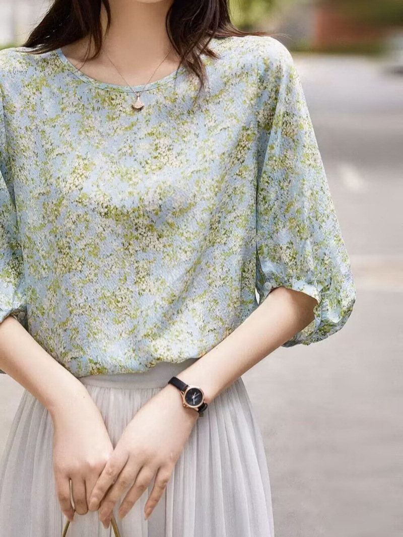 Áo sơ mi nữ tay đèn lồng màu xanh lá cây tươi mát — màu xanh lá cây