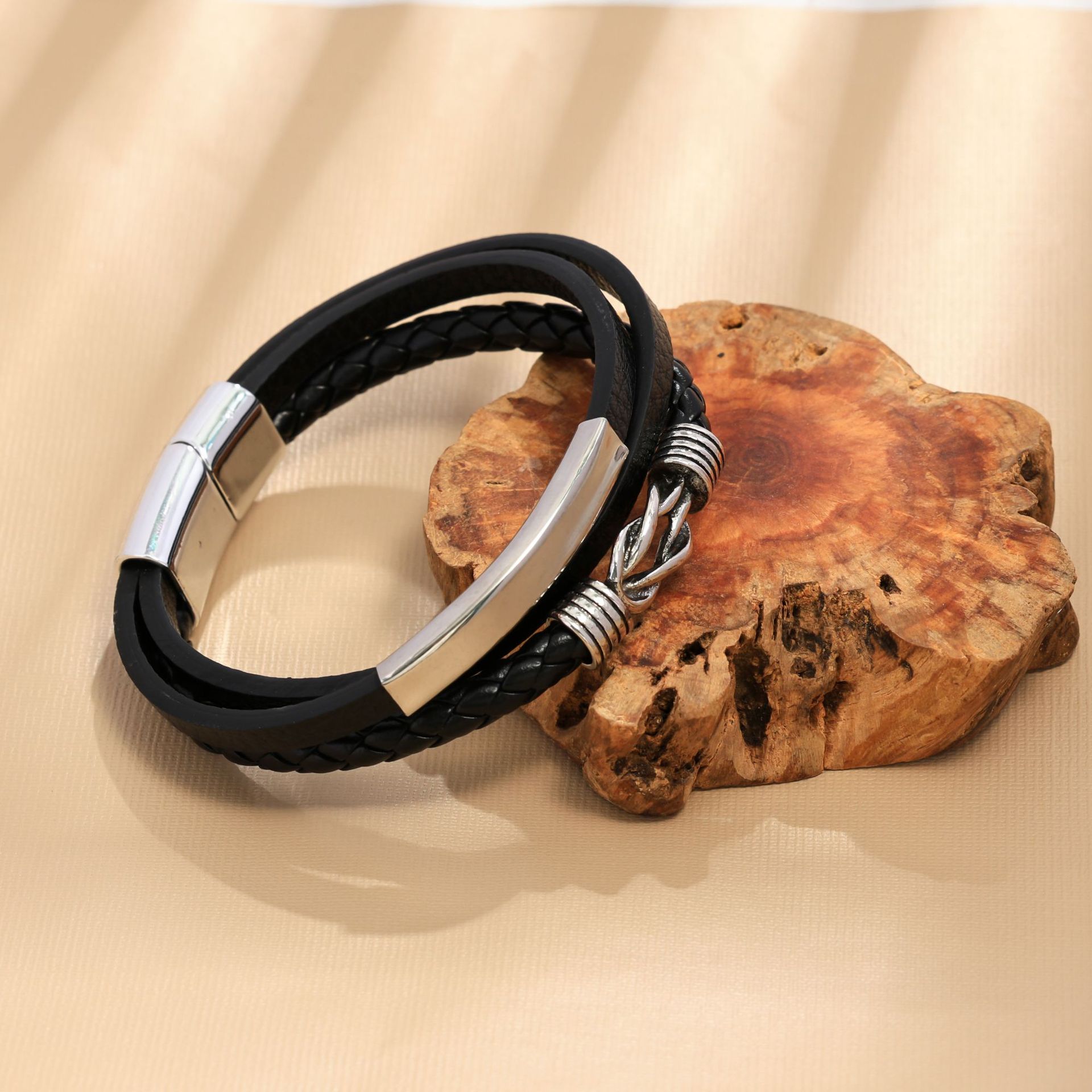 Pulsera de cuero transfronteriza europea y americana para hombres, joyería, moda, cuerda de cuero retro, pulsera con cuentas, pulsera para hombres y mujeres, estilo étnico