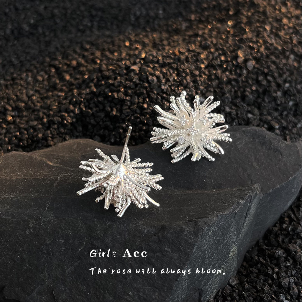 2_0022_耳语场景新水印 拷贝 23.jpg