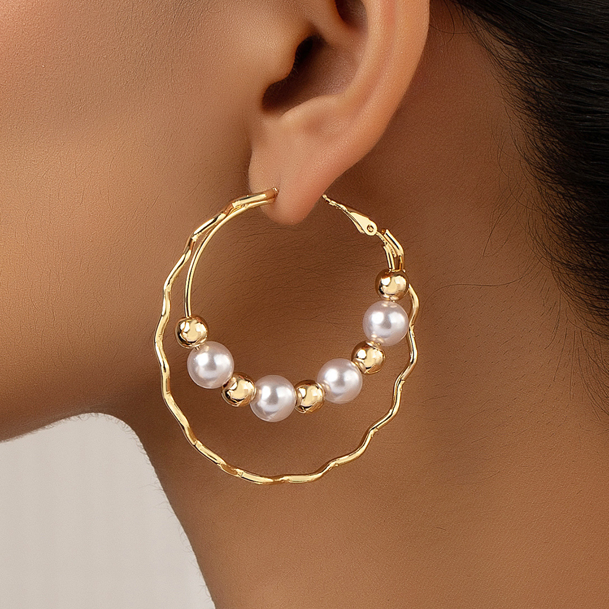 12g Weight 1 Pair Lady Geometric Plating Imitation Pearl Alloy Earrings
