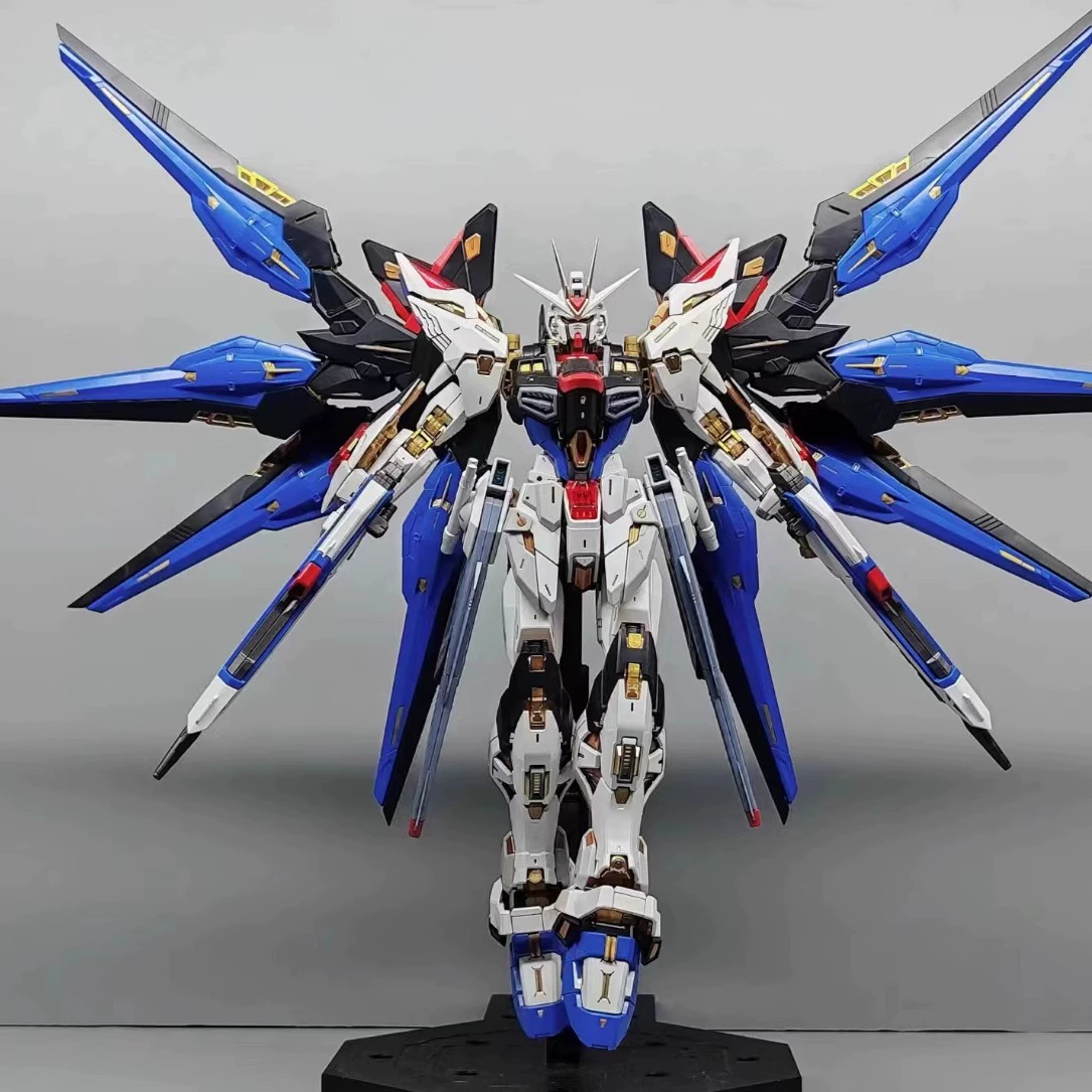 Gunpla в сборе HG New Assault Freedom Fighter Red Heretic Фигурка Орнамент Игрушка Единорог Меха MG