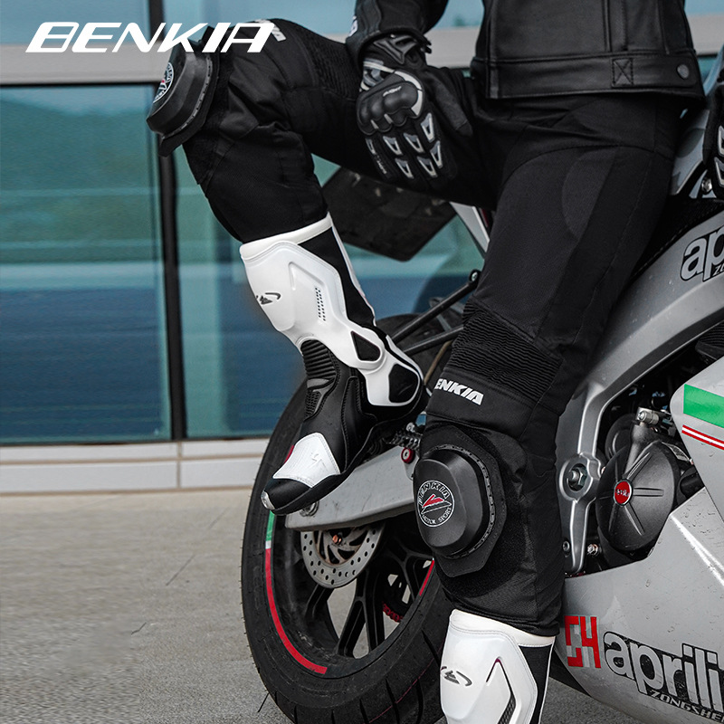 Motorcycle Riding Pants Breathable Mesh Slim Fit Summer Riding Pants Shockproof Blister Pads Included Racing Pants_voghion.com