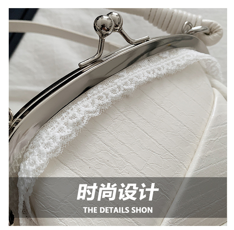 Fashionable and unique flap shell bag 2025 new style, versatile commuter shoulder bag, versatile handbag, stylish crossbody bag Item Picture