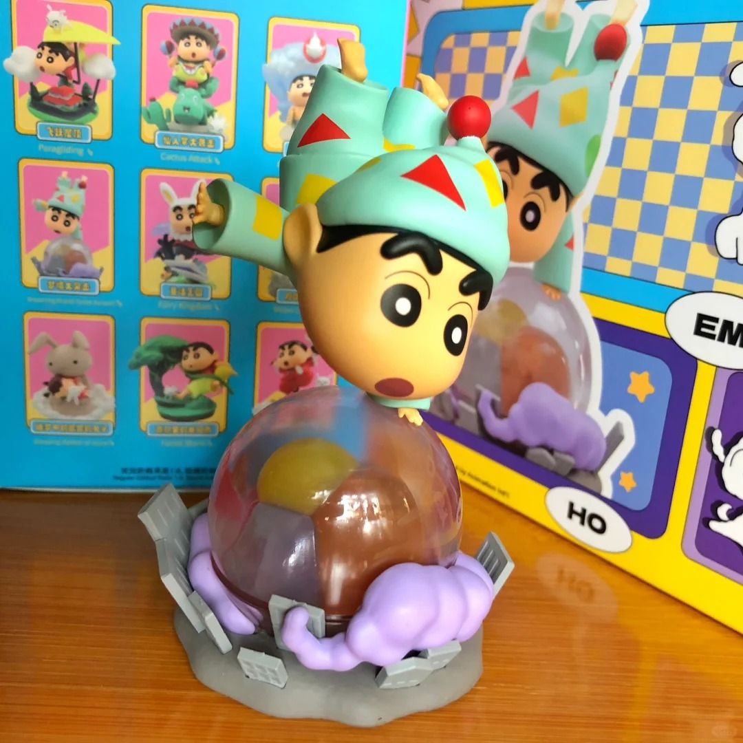 Figura coleccionable de Crayon Shin-chan, serie clásica de caja sorpresa, muñeco decorativo de escritorio, regalo creativo