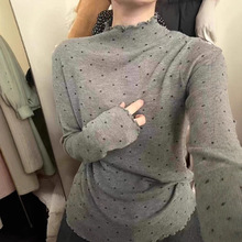 С���L�ȴ��ɫ���cᘿ���Ů�ﶬ�̿�����ë�´��ľ��߅�L������