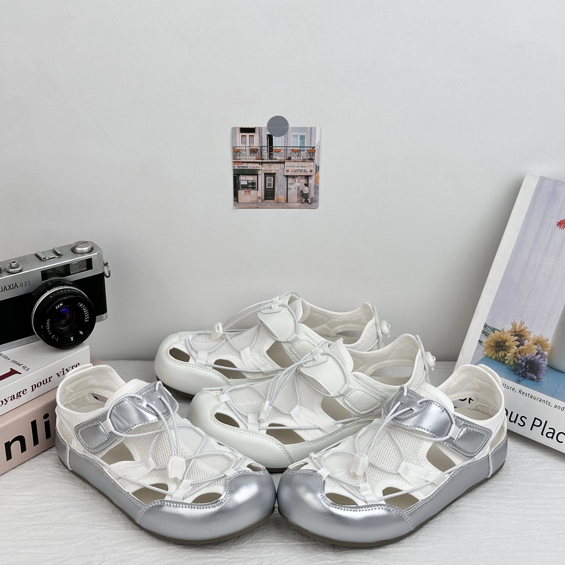 Yuanbo zapatos blancos zapatos de skate para mujeres 2025 nuevas sandalias deportivas de verano delgadas sandalias deportivas zapatos casuales