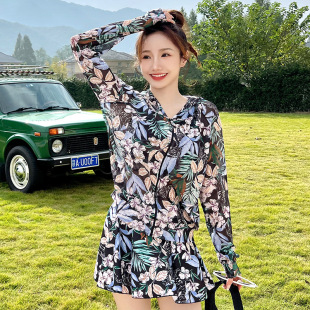 Women's Swimsuit Split Three-Piece Set Belly-Covering Slimming Look Blouse Long-Sleeved Sun Protection Hot Spring Conservative 2025 New Swimwear Wholesale