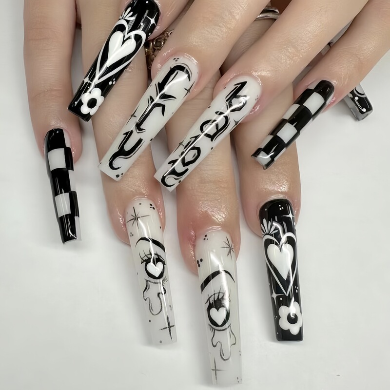 Animation Heart Black and White Checkered European and American Wearable nails Press on nails Fake nails Manicure Animation Heart Black and White Checkered European and American Wearable nails Press on nails Fake nails Manicure