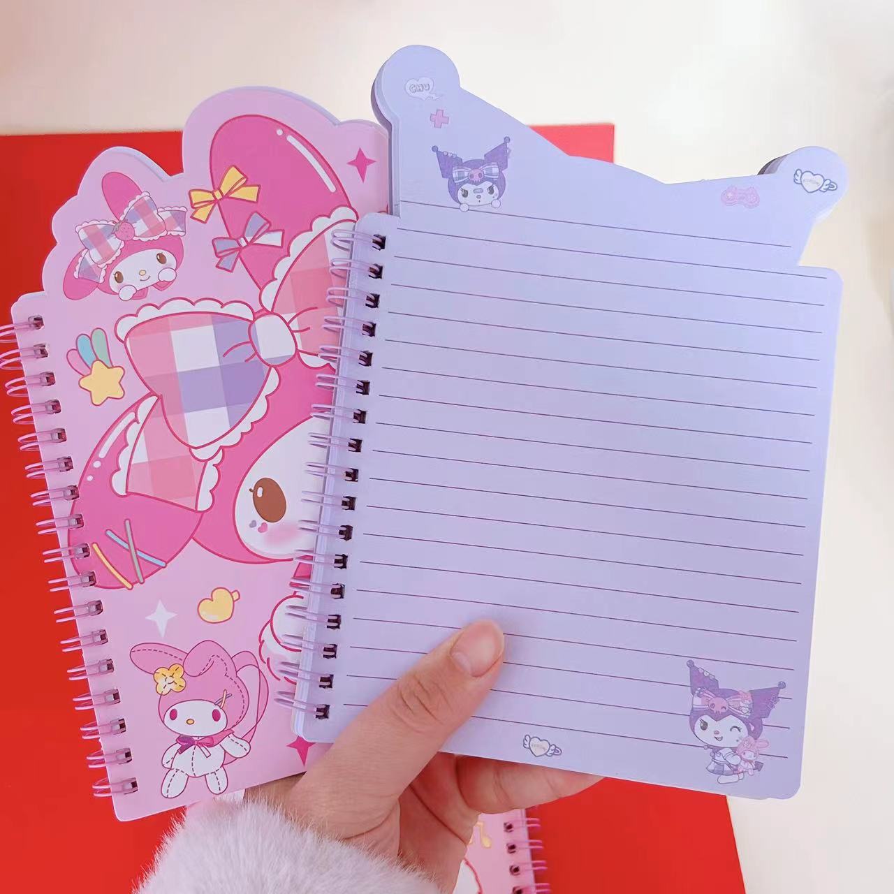 Cuaderno Espiral con Diseño de Familia de Mascotas, Forma Irregular A5, Kurolo, Bloc de Notas para Estudiantes, Diario, Planificador, Páginas Interiores Coloridas