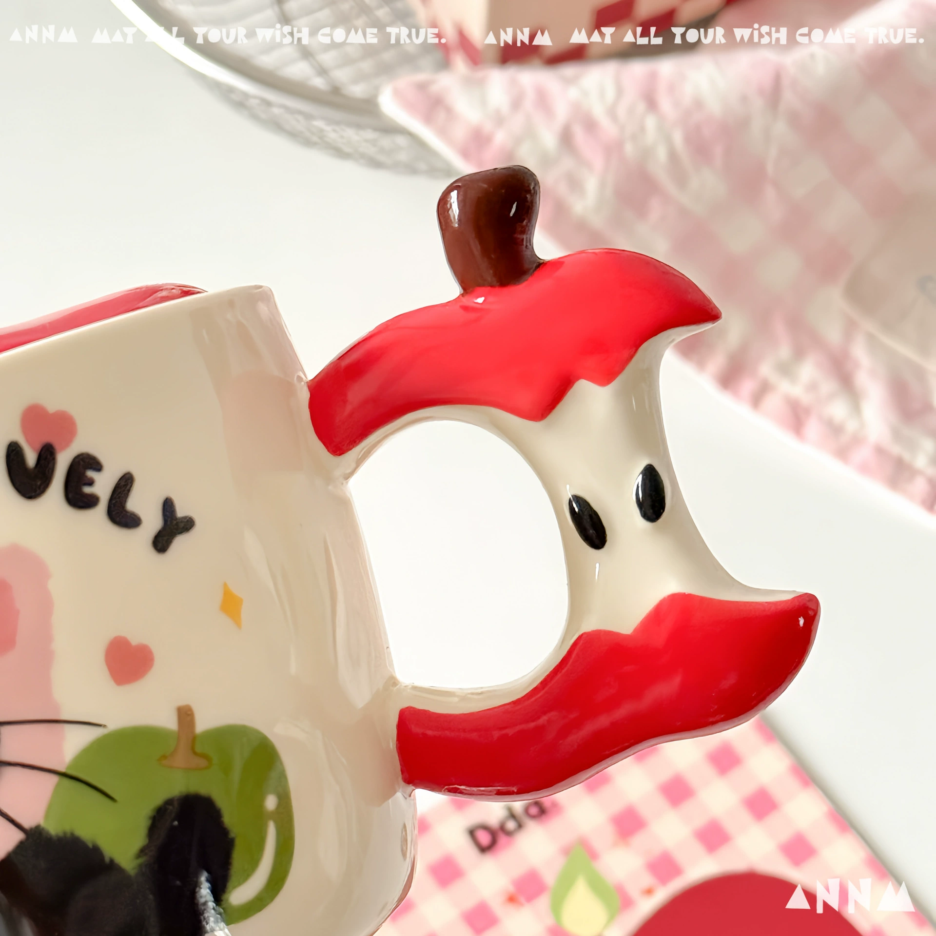 Ceramic Apple Cat Mug with Lid, 450 ml, Gift Boxed Cute Handle, Red/Green