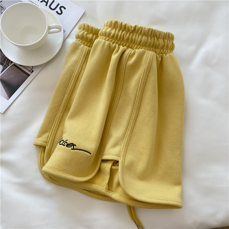 Women's Street Classic Style Solid Color Shorts Embroidery Baggy Shorts display picture 2