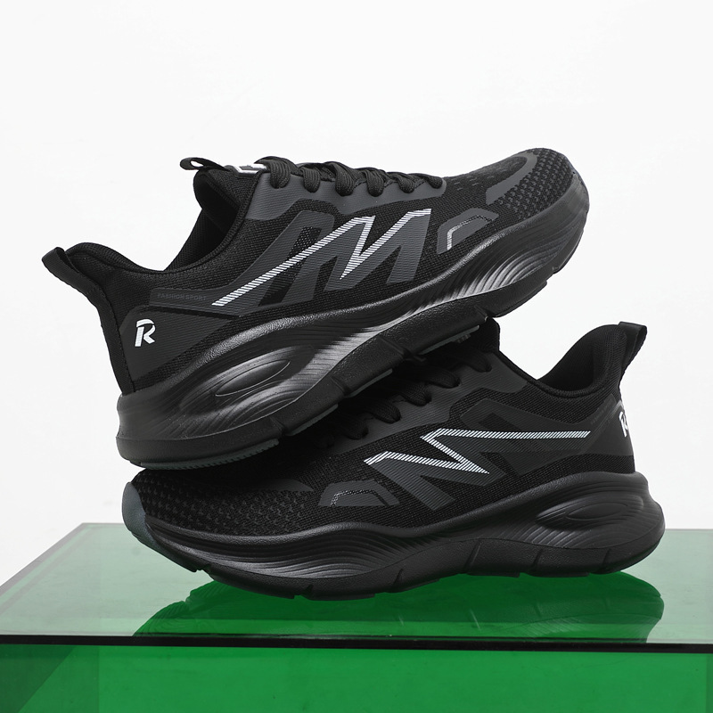Zapatos nuevos de primavera y verano para hombre, zapatos deportivos de malla transpirable, zapatos casuales de moda para estudiantes, zapatos para correr a la moda, zapatos cómodos para hombre