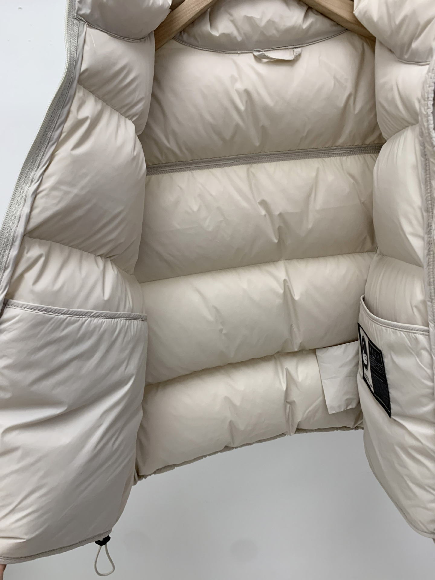 Chaqueta de plumas sin mangas con cuello alto y cuello alto de pato blanco para mujer, estilo coreano, holgada, versátil, ideal para otoño e invierno. Abrigo cálido._voghion.com