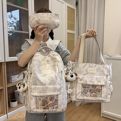 双肩包小熊印花韩版百搭学院风背包初高中校园上课大容量学生书包