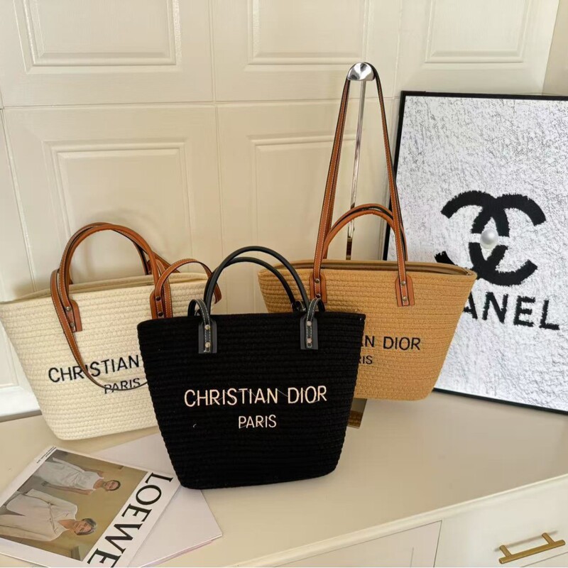 New Spring Simple Woven Bag Casual Large Capacity Tote Bag Daily Commute Shoulder Bag Holiday Beach Bag