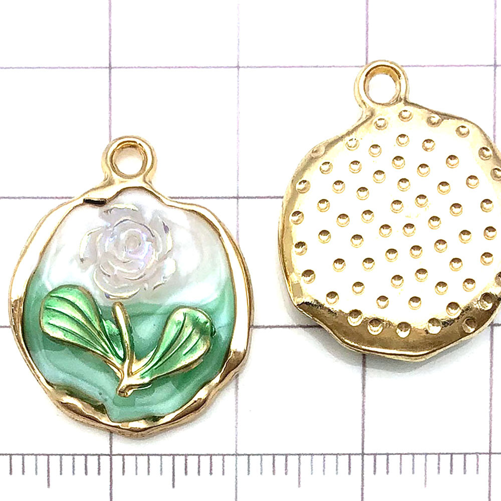 21170-XP-绿色锌合金双色花牌24x19mm-3.2g