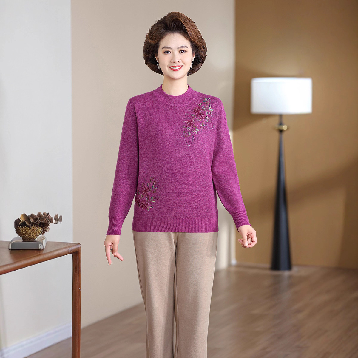 半高領(lǐng)媽媽秋冬裝中老年毛衣女寬松大碼媽媽裝冬季打底衫保暖上衣，女裝針織衫/毛衣，妃慕昵服飾