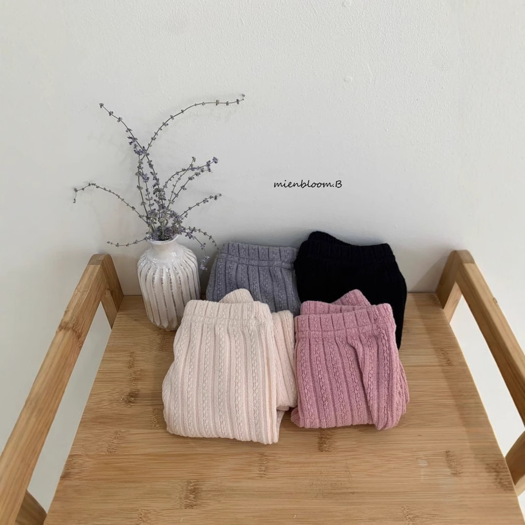 Leggings para niñas primavera y otoño estilo coreano ropa para niños pantimedias para bebés