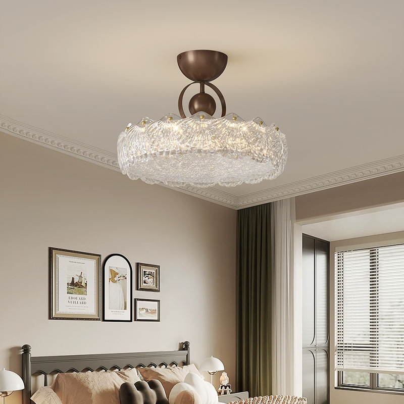 Italia lámpara de oro de alta gama lámpara de techo del dormitorio lujoso diseño ligero francés atmósfera de protección de los ojos de la habitación lámpara de estudio