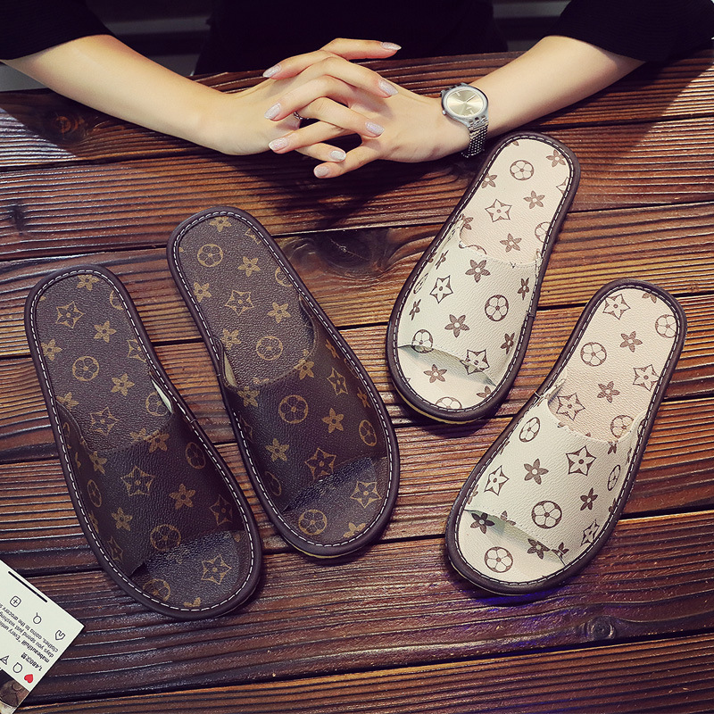 Summer home high-end Internet celebrity couple leather slippers home soft bottom slippers men's and women's summer indoor non-slip shoes