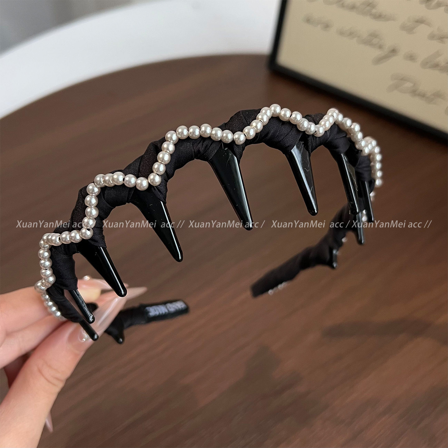 Black woven satin wavy pearl headband