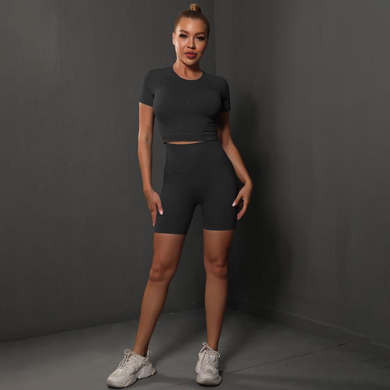 Seamless Peach Hip Solid Color High Elastic Yoga Short Sleeve Shorts Running Sports Fitness Two-Piece Set_voghion.com