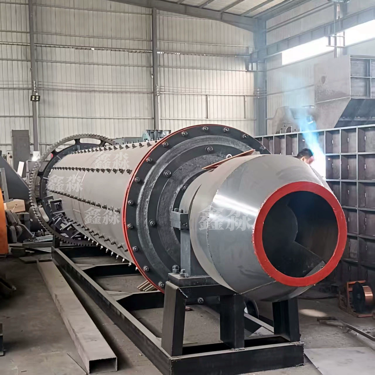 Мельница шаровая с переливом Xinmiao для помола речной гальки, шаровая мельница с ременным приводом, мельница для помола алюминиевой золы и шлака