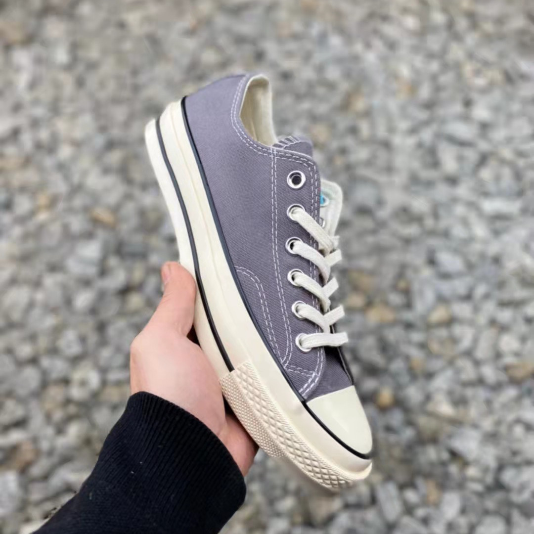 그레이 로우탑