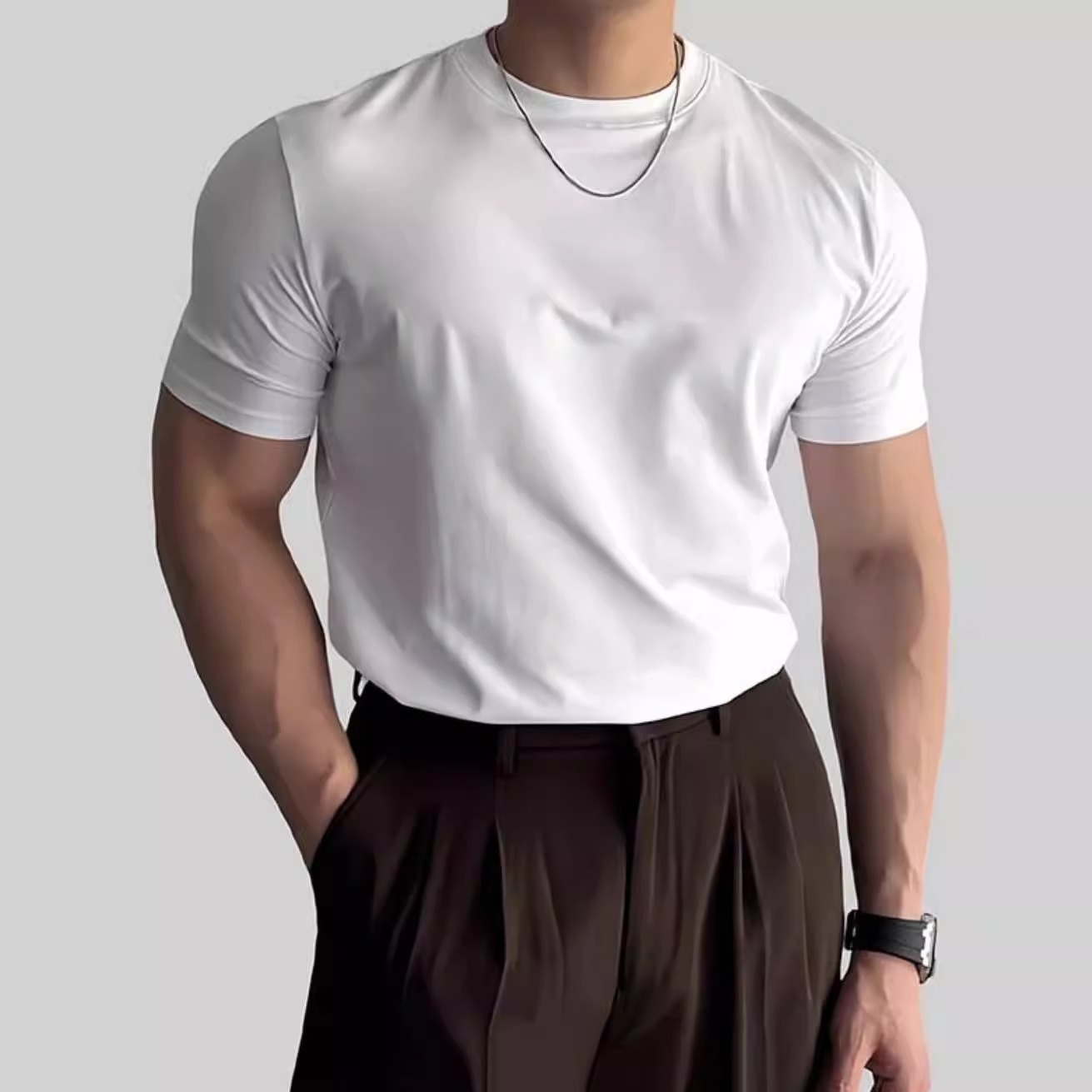 T-shirt uomo slim fit in cotone stile dapper per ufficio serata_voghion.com