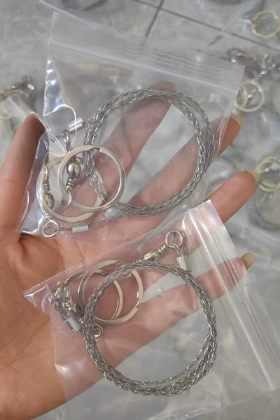 Thick 1 meter long pull ring wire saw