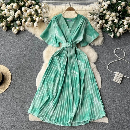 V-neck French Floral Dyeing Summer New Tight Waist Slimming Mid-length Elegant Pleated Chiffon dress Holiday Women V-neck French Floral Dyeing Summer New Tight Waist Slimming Mid-length Elegant Pleated Chiffon dress Holiday Women