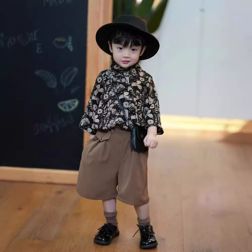 Ropa para padres e hijos verano nueva suelta retro Hong Kong estilo diseño sentido nicho flor camisa Ruan guapo camisa casual ropa de hombre