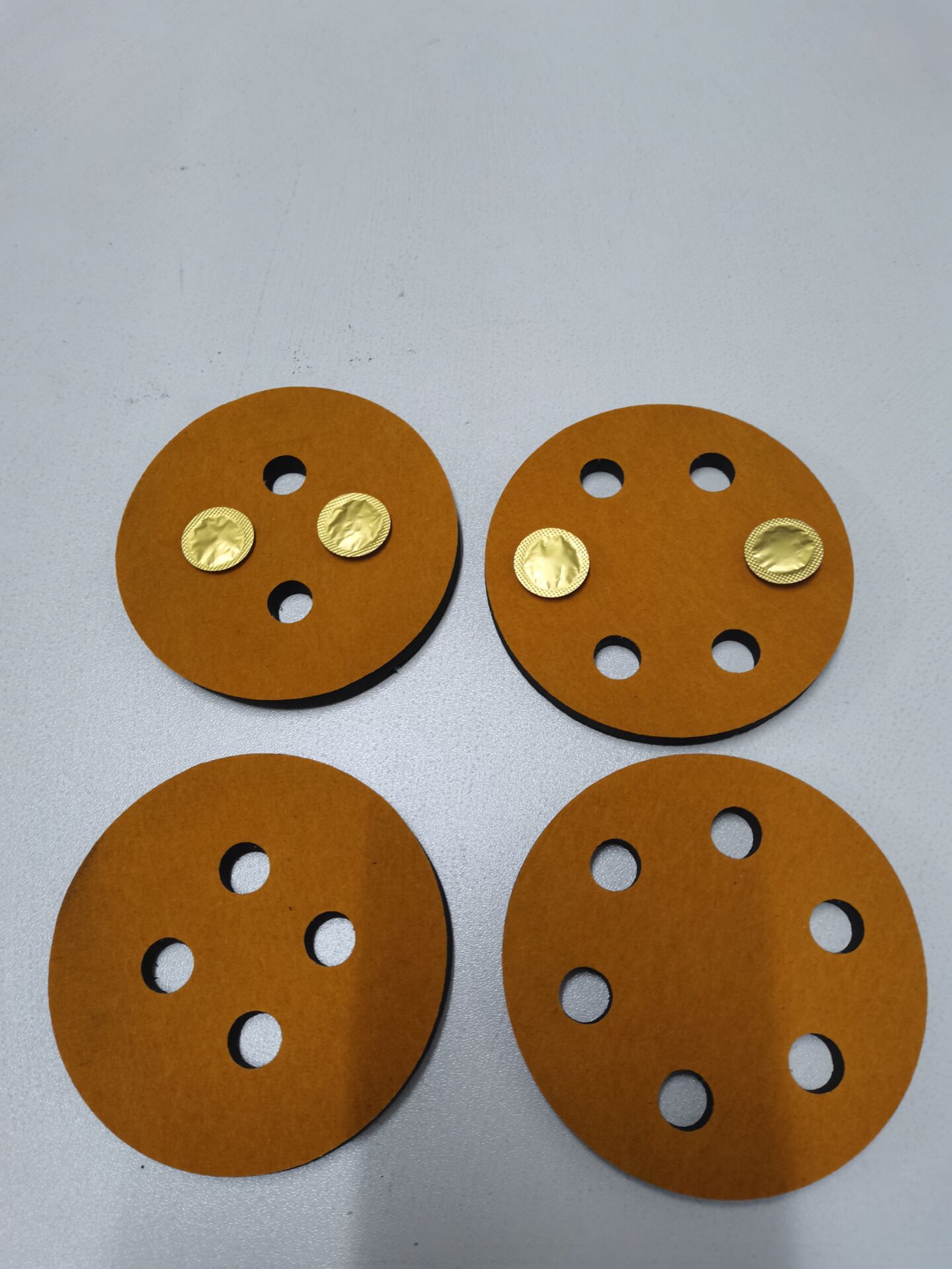 厂家供应黑色软泡沫高发泡表金黄绒缓冲包装泡沫/成型异形高发泡