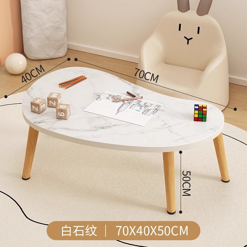 お茶のいくつかの小さいタイプの客間の家庭用は簡単で現代的な小さいテーブルの寝室に座って簡易的に部屋を借りるために低いテーブルを使います。|undefined