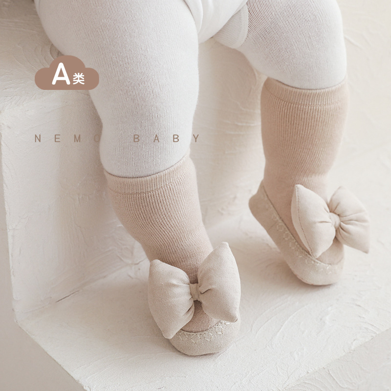 Bebé Niño Zapatos calcetines Otoño e Invierno engrosada Terry caliente arco grande princesa interior antideslizante bebé piso zapatos Calcetines